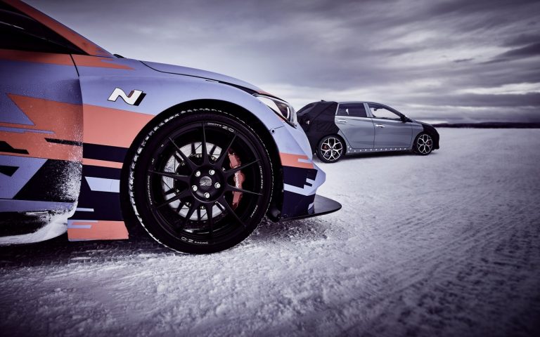 Hyundai i20 N sul lago ghiacciato: immagini ufficiali
