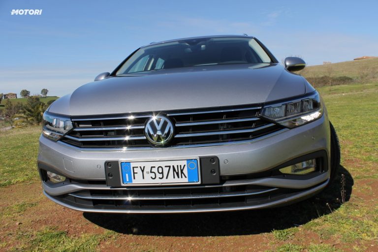 Volkswagen Passat Variant 2.0 TDI 150 CV DSG: la prova su strada