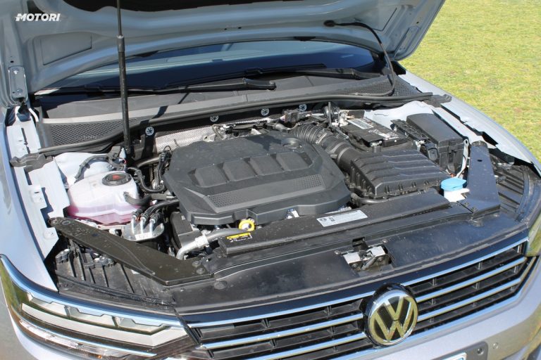Volkswagen Passat Variant 2.0 TDI 150 CV DSG: la prova su strada