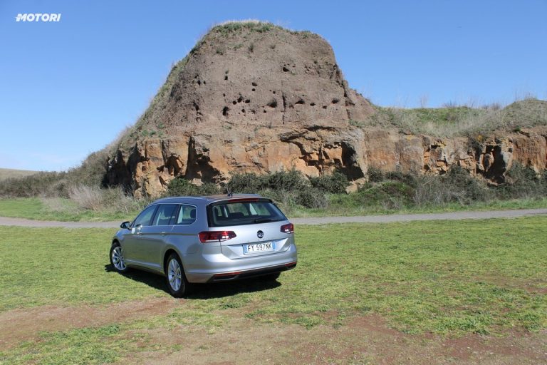 Volkswagen Passat Variant 2.0 TDI 150 CV DSG: la prova su strada