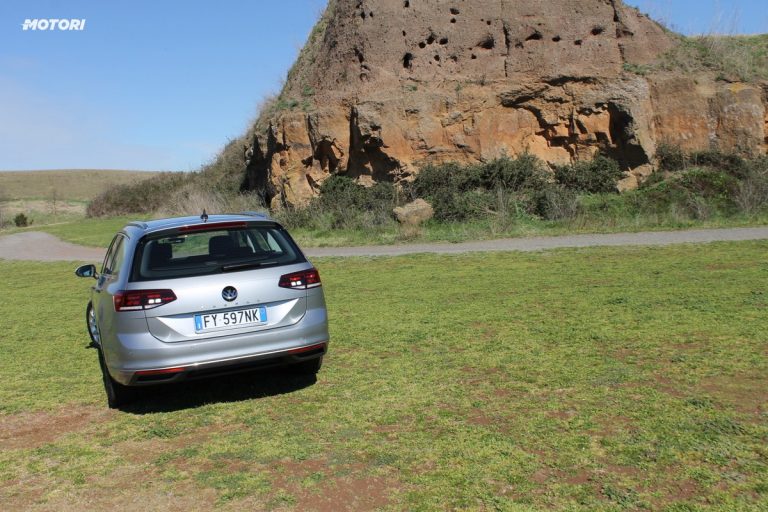 Volkswagen Passat Variant 2.0 TDI 150 CV DSG: la prova su strada