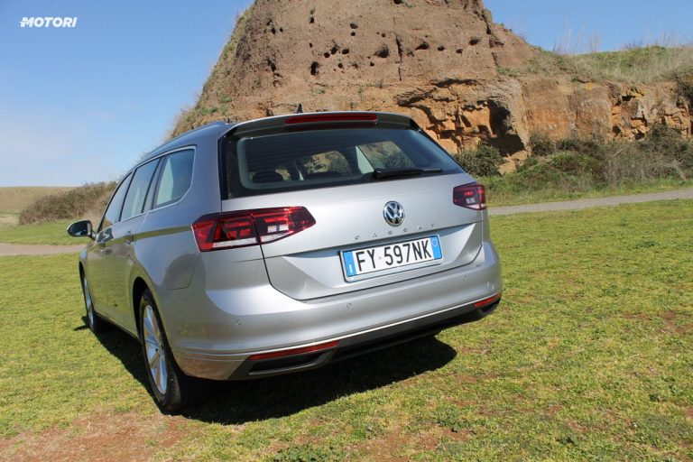 Volkswagen Passat Variant 2.0 TDI 150 CV DSG: la prova su strada