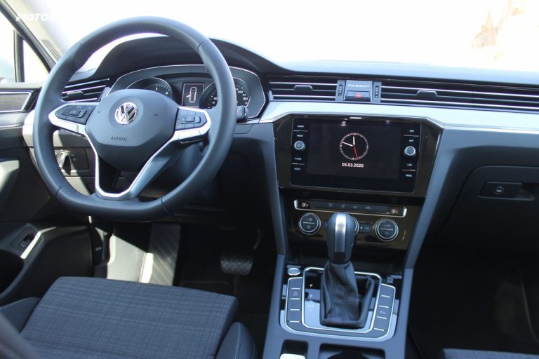 Volkswagen Passat Variant 2.0 TDI 150 CV DSG: la prova su strada