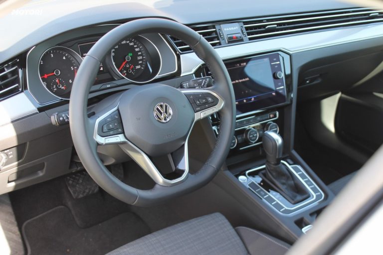 Volkswagen Passat Variant 2.0 TDI 150 CV DSG: la prova su strada