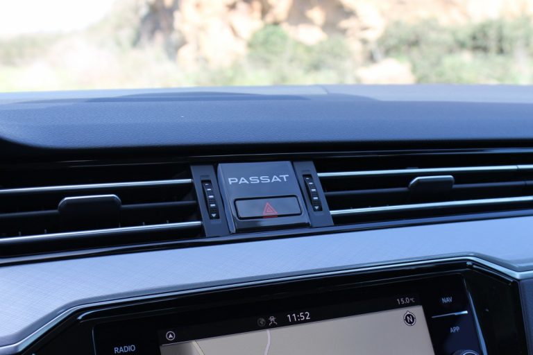 Volkswagen Passat Variant 2.0 TDI 150 CV DSG: la prova su strada