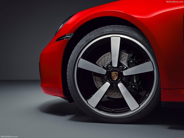 Nuova Porsche 911 Targa 2020: immagini ufficiali