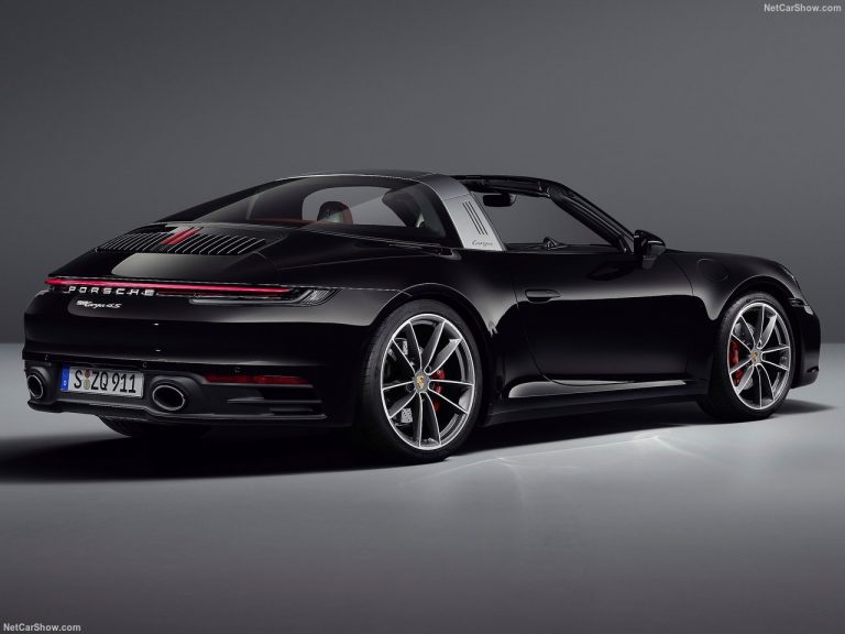 Nuova Porsche 911 Targa 2020: immagini ufficiali