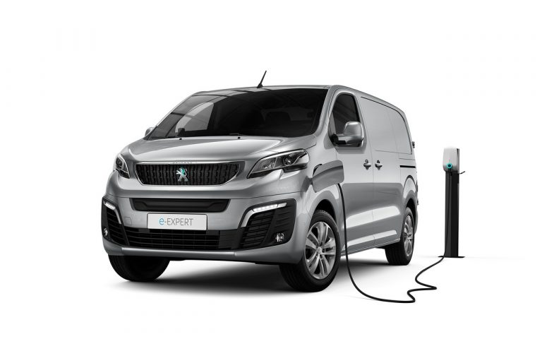 Nuovo Peugeot e-Expert: immagini ufficiali