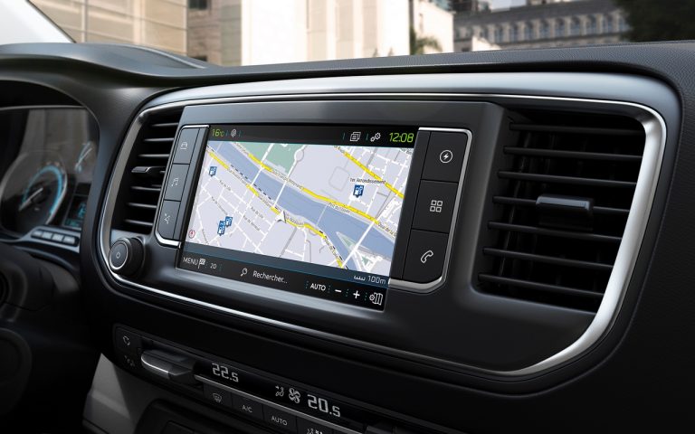 Nuovo Peugeot e-Expert: immagini ufficiali