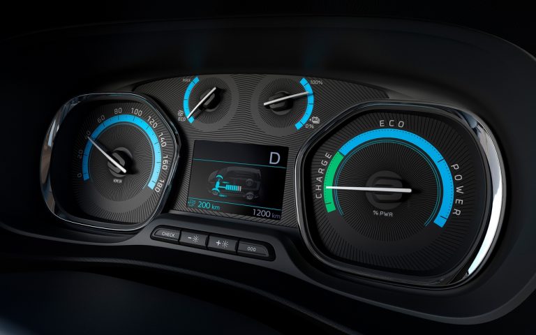 Nuovo Peugeot e-Expert: immagini ufficiali
