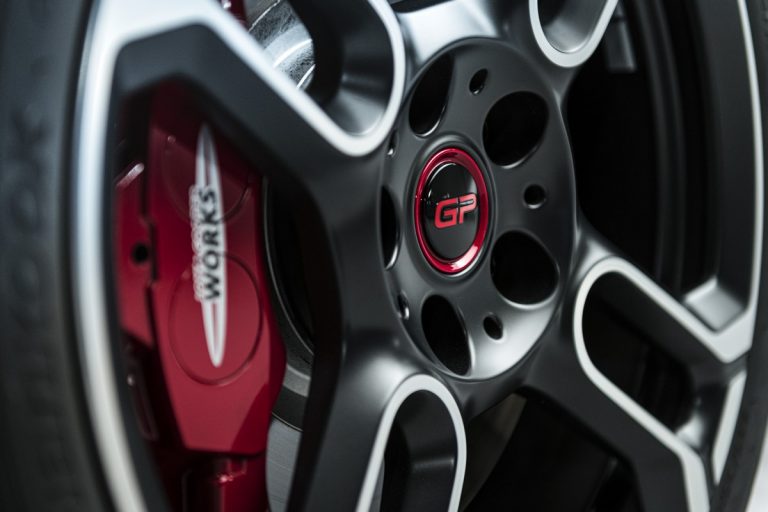 Mini John Cooper Works GP 2020: immagini ufficiali
