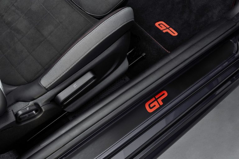Mini John Cooper Works GP 2020: immagini ufficiali