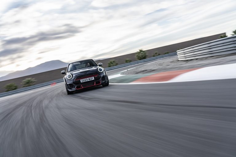 Mini John Cooper Works GP 2020: immagini ufficiali