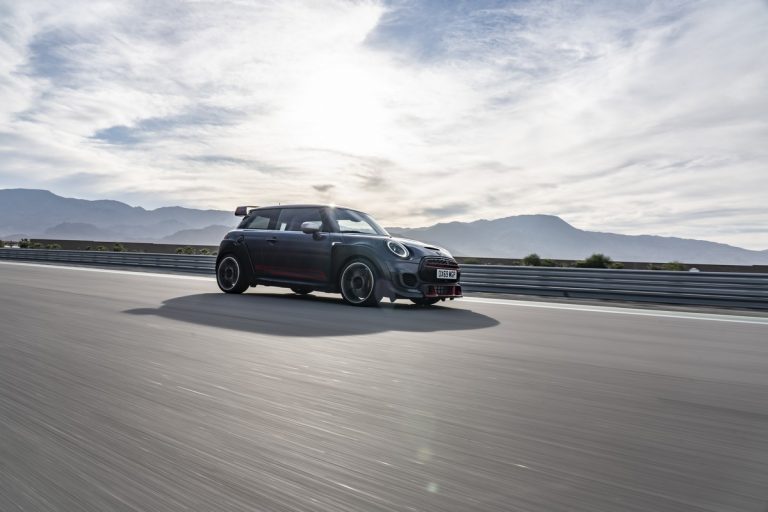 Mini John Cooper Works GP 2020: immagini ufficiali