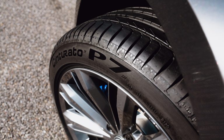 Nuovo Pirelli Cinturato P7: immagini ufficiali
