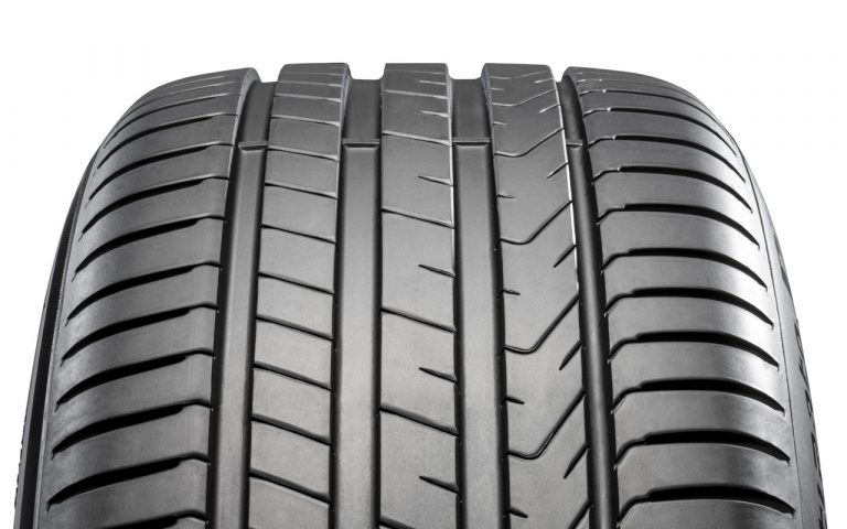 Nuovo Pirelli Cinturato P7: immagini ufficiali