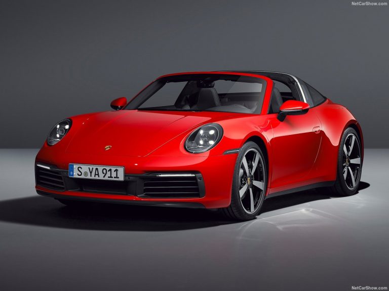 Nuova Porsche 911 Targa 2020: immagini ufficiali