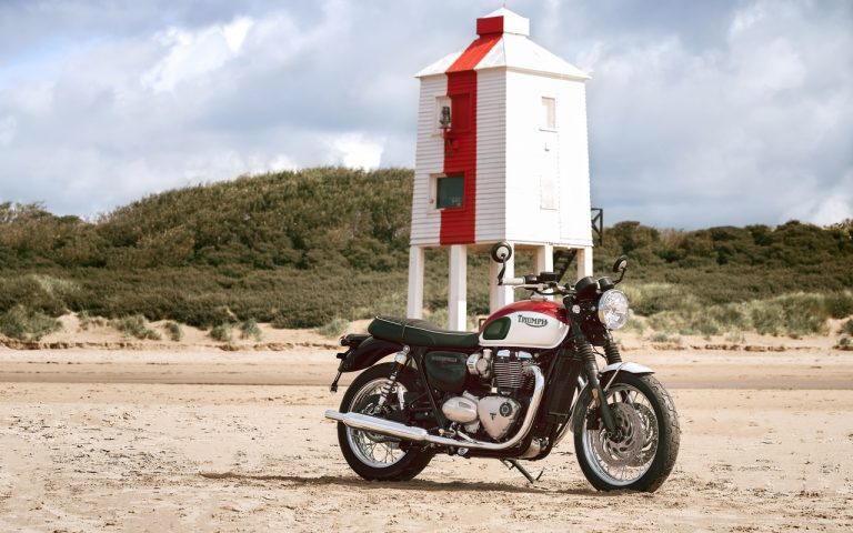 Triumph Take Care: immagini ufficiali