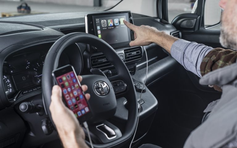 Nuovo Toyota Proace City: immagini ufficiali
