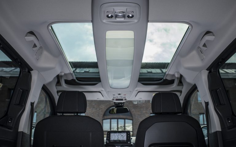 Nuovo Toyota Proace City: immagini ufficiali
