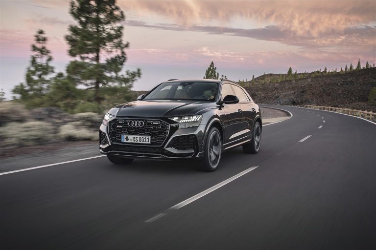 Audi, collaudi per le versioni RS: immagini ufficiali