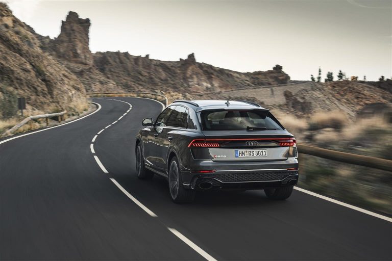 Audi, collaudi per le versioni RS: immagini ufficiali