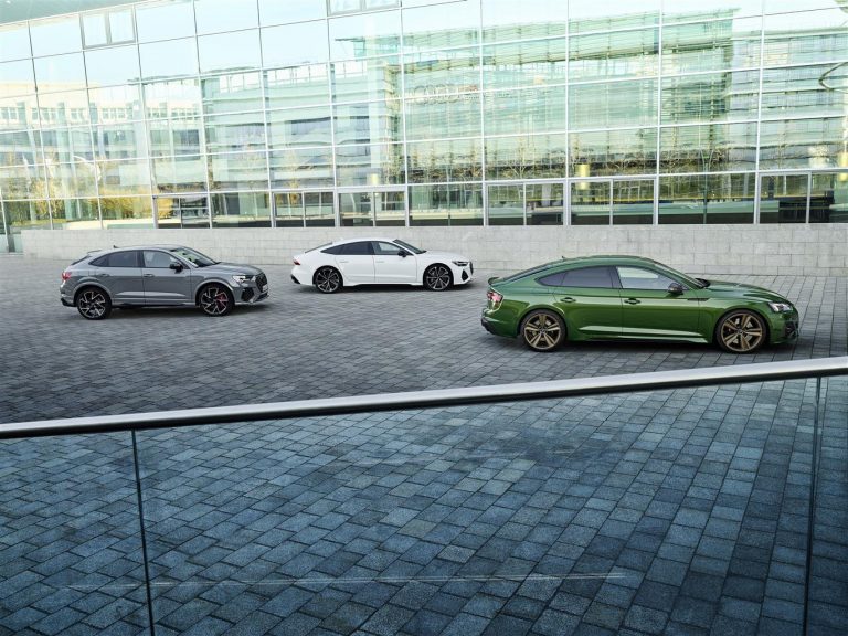 Audi, collaudi per le versioni RS: immagini ufficiali
