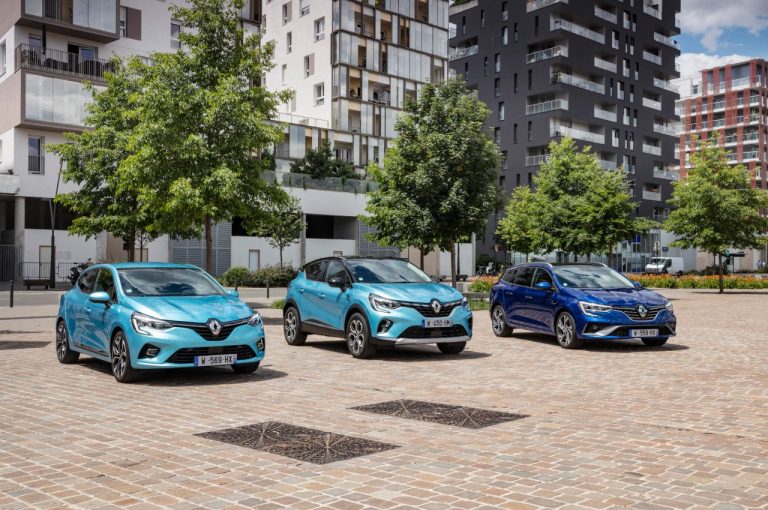 Renault Captur E-Tech Plug-in Hybrid 2020: immagini ufficiali