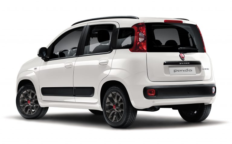 Fiat Panda Easy Hybrid: immagini ufficiali