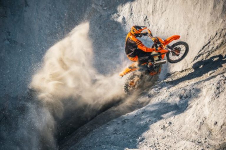 KTM, nuova gamma Enduro Exc 2021: immagini ufficiali