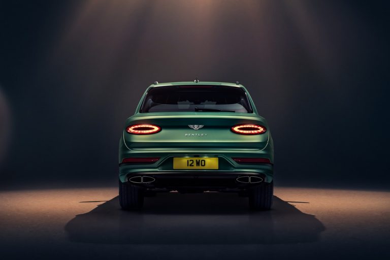 Bentley Bentayga 2021: immagini ufficiali