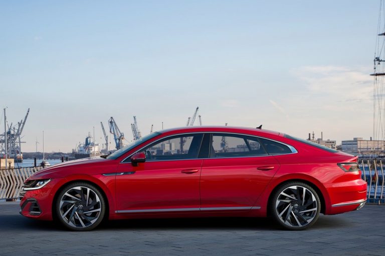 Volkswagen Arteon 2021: immagini ufficiali