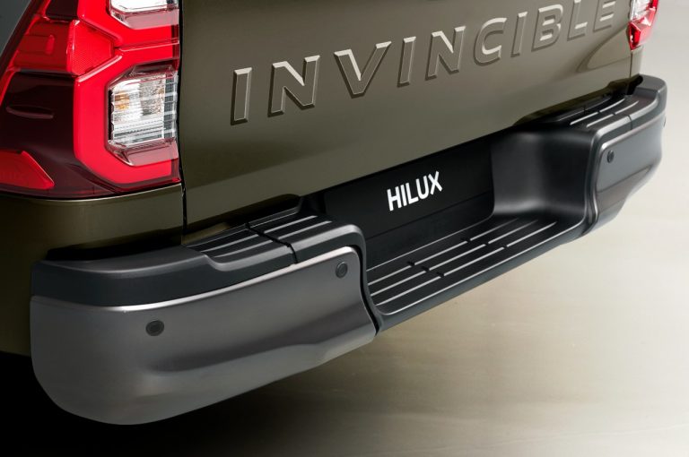 Toyota Hilux 2020: immagini ufficiali
