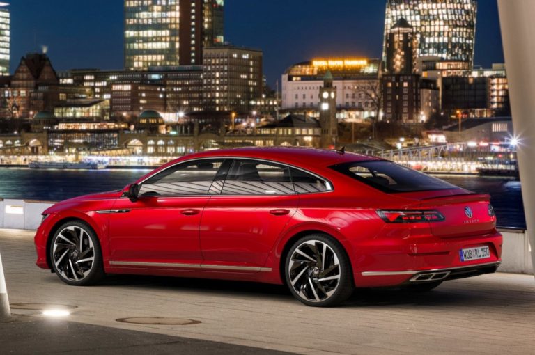 Volkswagen Arteon 2021: immagini ufficiali