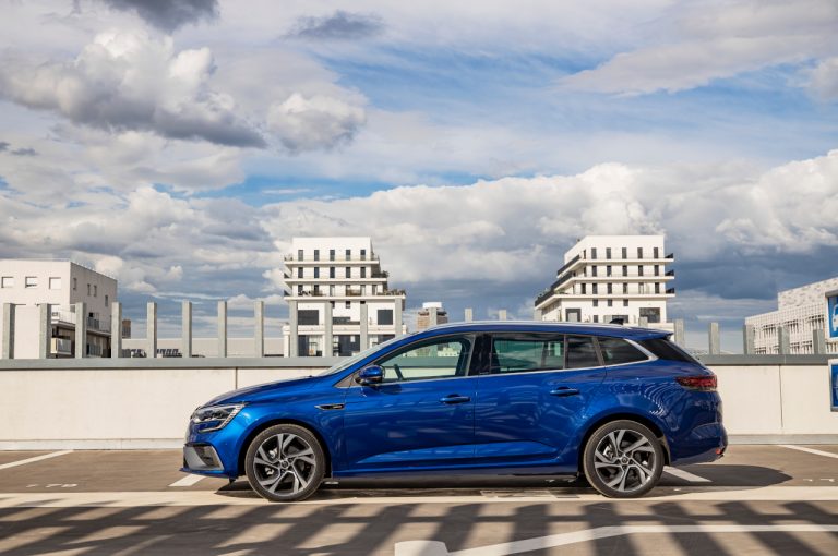Renault Mégane E-Tech Plug-in Hybrid 2020: immagini ufficiali