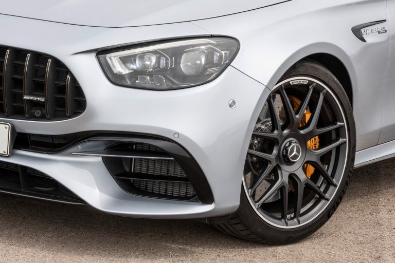 Mercedes-AMG E 63 4MATIC+ ed E 63 S 4Matic+ berlina e station wagon 2020