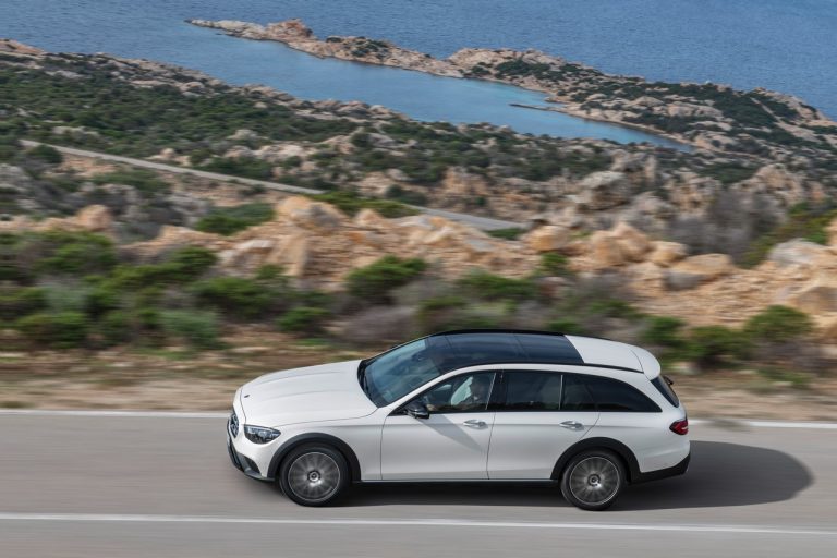 Mercedes Classe E 2020 Berlina, Station Wagon e All-Terrain: immagini ufficiali