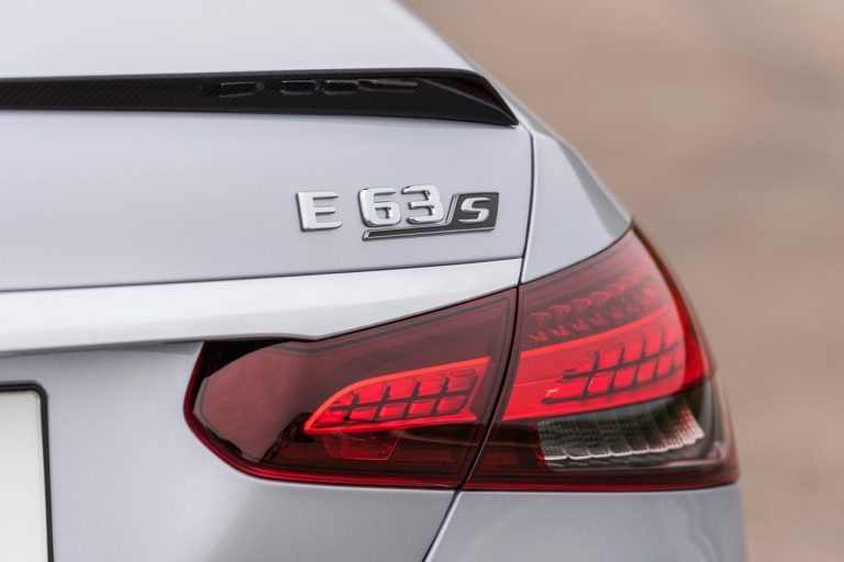 Mercedes-AMG E 63 4MATIC+ ed E 63 S 4Matic+ berlina e station wagon 2020
