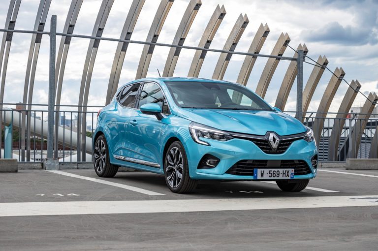 Renault Clio E-Tech Hybrid 2020: immagini ufficiali