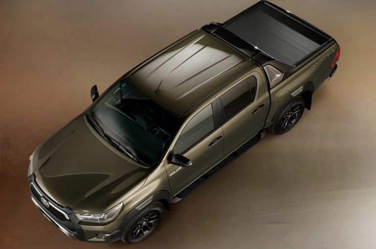 Toyota Hilux 2020: immagini ufficiali
