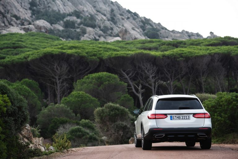 Mercedes Classe E 2020 Berlina, Station Wagon e All-Terrain: immagini ufficiali