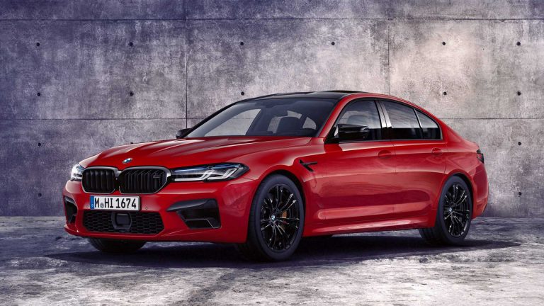 BMW M5 restyling 2020: immagini ufficiali