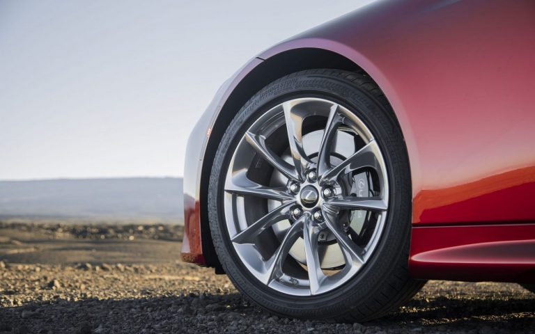 Lexus LC Coupé Model Year 2021: immagini ufficiali