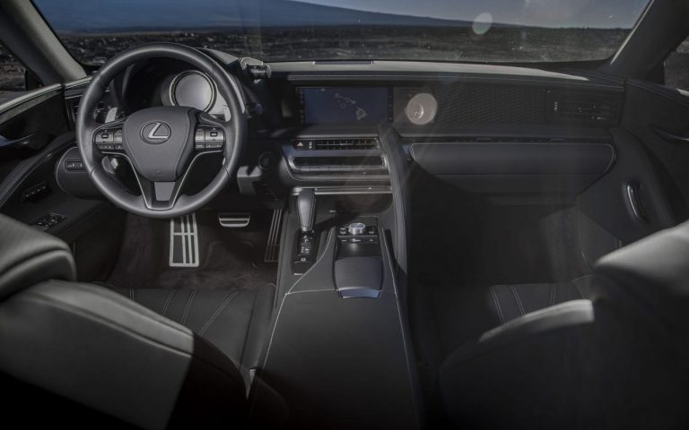 Lexus LC Coupé Model Year 2021: immagini ufficiali