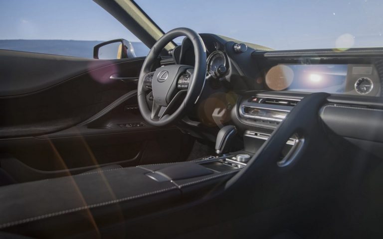 Lexus LC Coupé Model Year 2021: immagini ufficiali