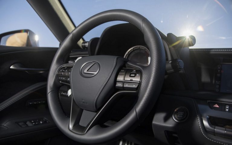 Lexus LC Coupé Model Year 2021: immagini ufficiali
