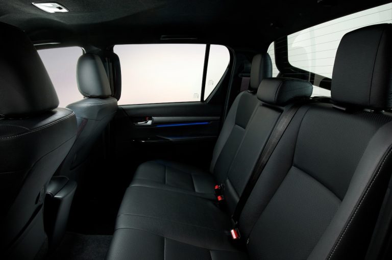 Toyota Hilux 2020: immagini ufficiali