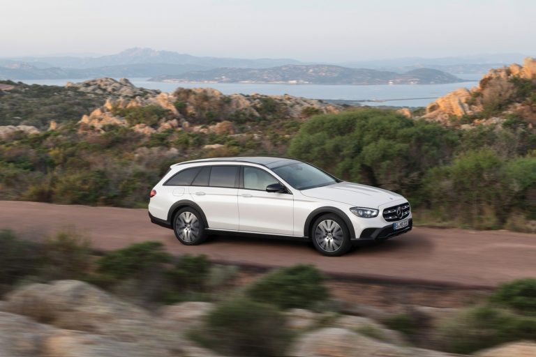 Mercedes Classe E 2020 Berlina, Station Wagon e All-Terrain: immagini ufficiali