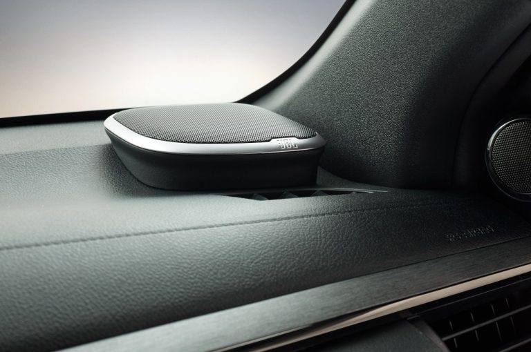 Toyota Hilux 2020: immagini ufficiali