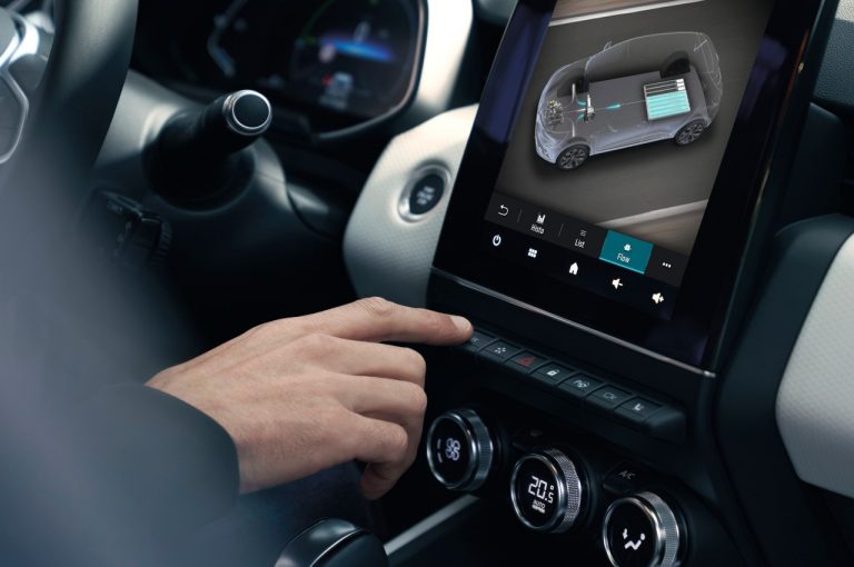 Renault Clio E-Tech Hybrid 2020: immagini ufficiali